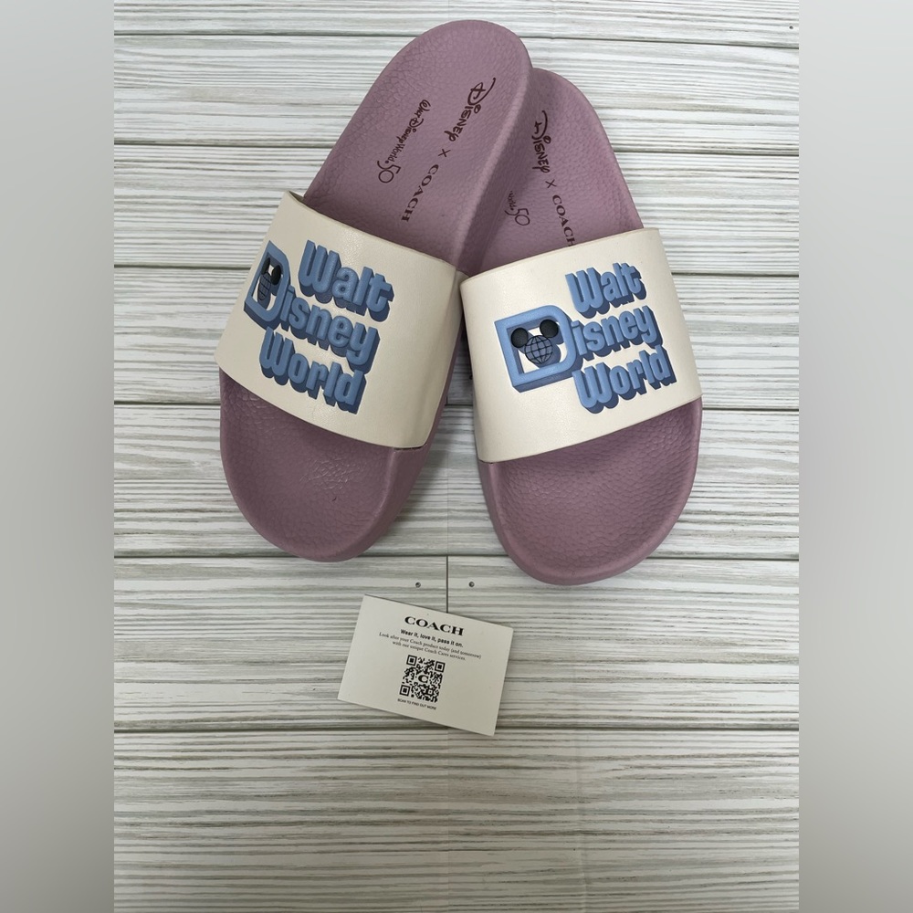 Coach‎ Walt Disney World 50th Anniversary Sandals Women Size 7